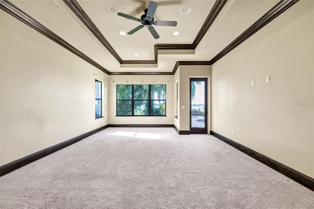 For Sale: $2,530,000 (4 beds, 4 baths, 5178 Square Feet)