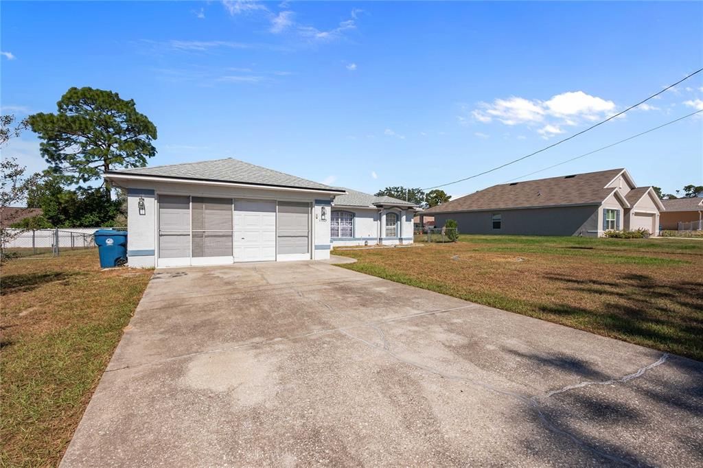 En Venta: $278,000 (3 camas, 2 baños, 1378 Pies cuadrados)