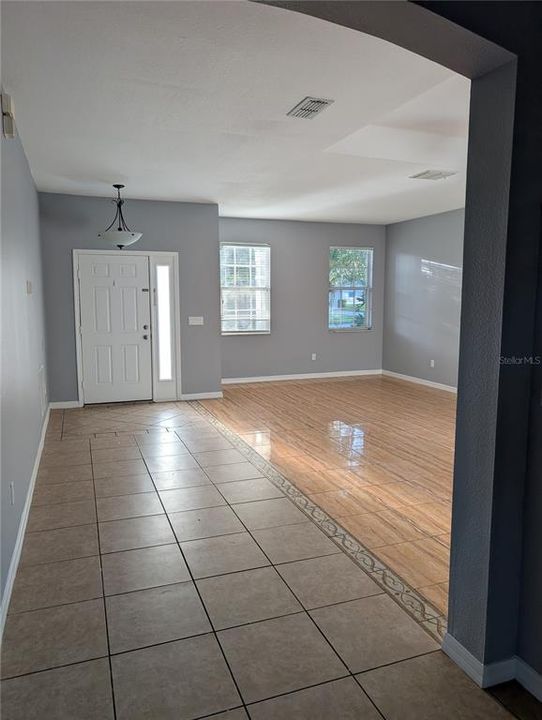 En Renta: $2,800 (4 camas, 3 baños, 2752 Pies cuadrados)