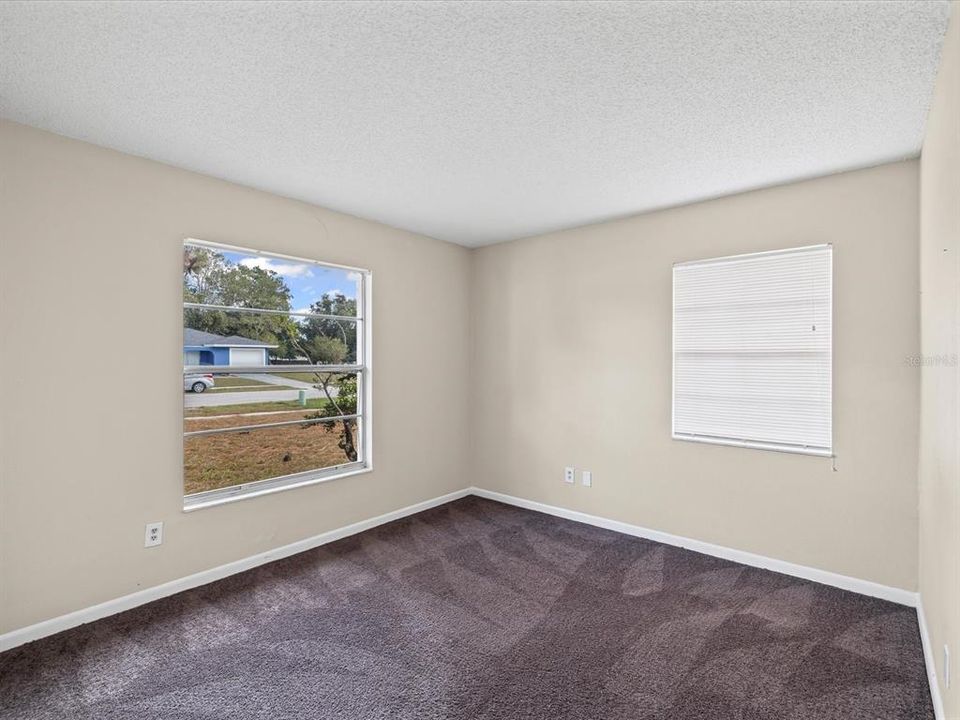 Active With Contract: $210,000 (3 beds, 2 baths, 1344 Square Feet)