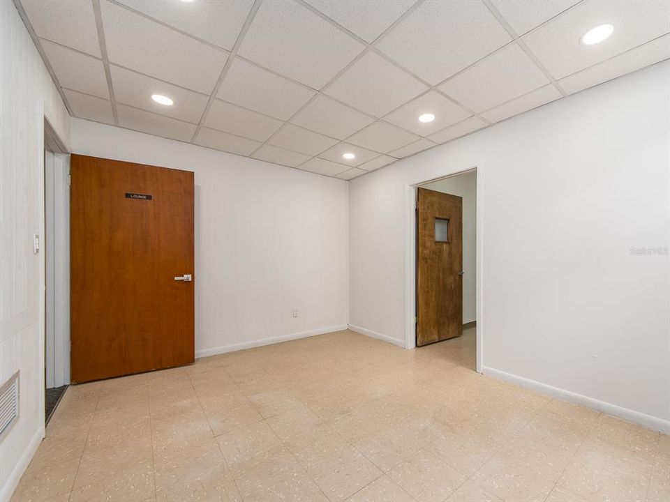 For Sale: $1,275,000 (0 beds, 0 baths, 3719 Square Feet)