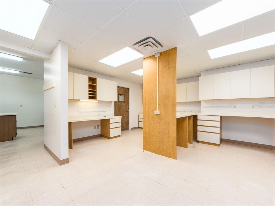 For Sale: $1,275,000 (0 beds, 0 baths, 3719 Square Feet)