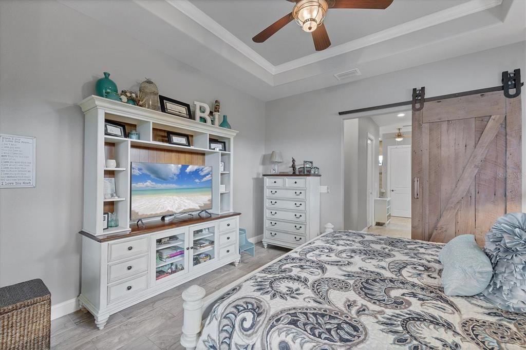 For Sale: $1,100,000 (3 beds, 3 baths, 2128 Square Feet)