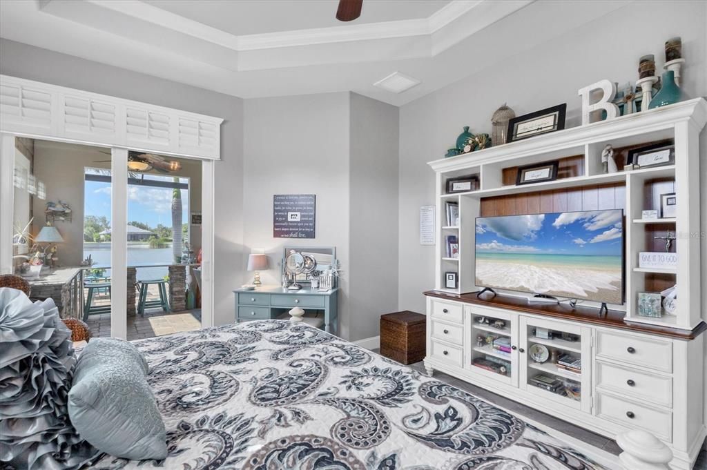 For Sale: $1,100,000 (3 beds, 3 baths, 2128 Square Feet)