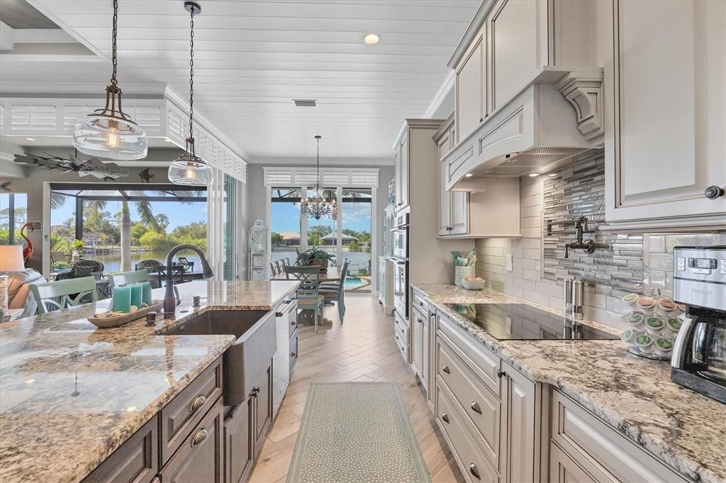 For Sale: $1,100,000 (3 beds, 3 baths, 2128 Square Feet)