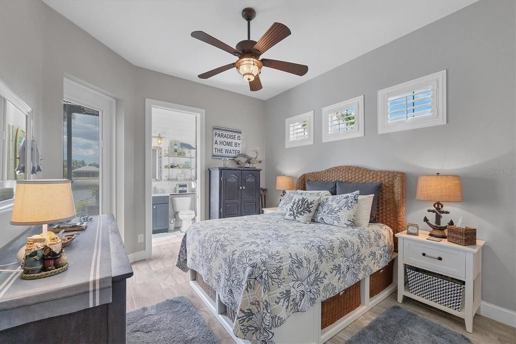 For Sale: $1,100,000 (3 beds, 3 baths, 2128 Square Feet)