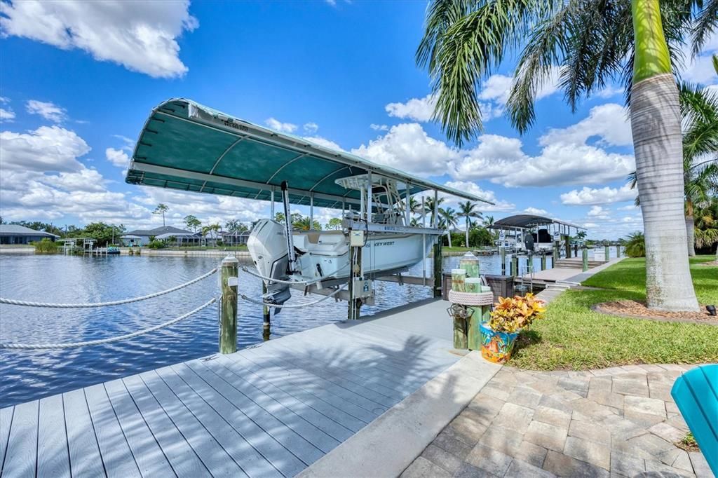 For Sale: $1,100,000 (3 beds, 3 baths, 2128 Square Feet)