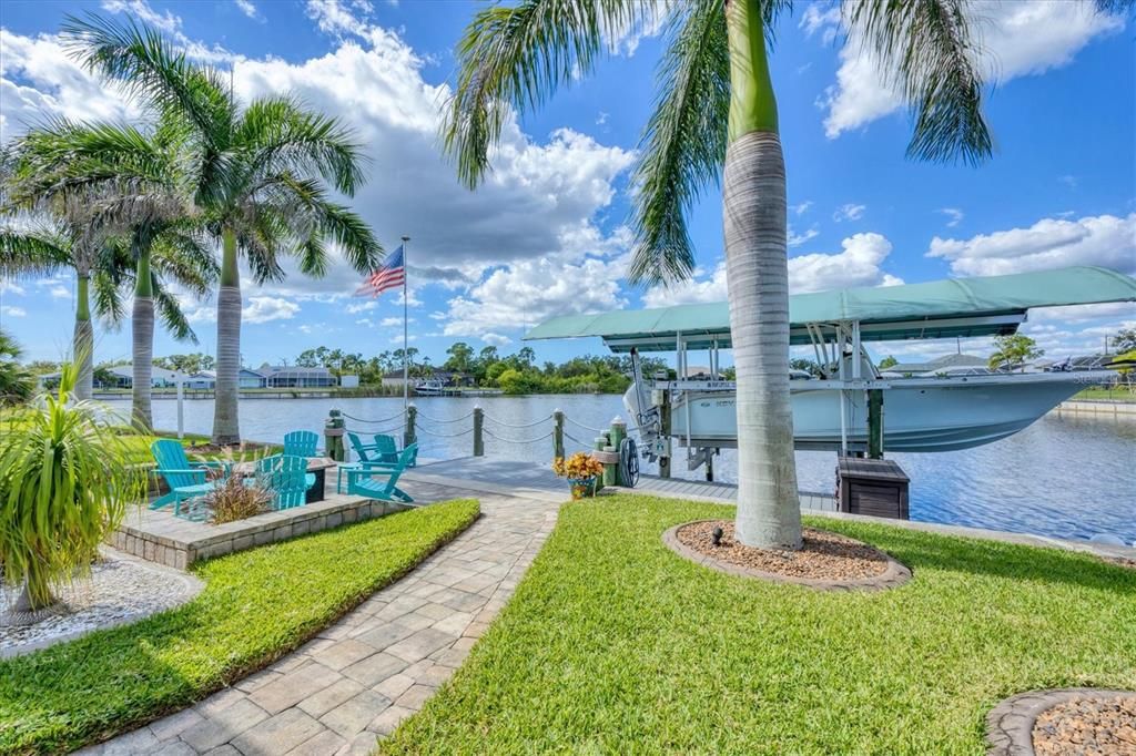 For Sale: $1,100,000 (3 beds, 3 baths, 2128 Square Feet)