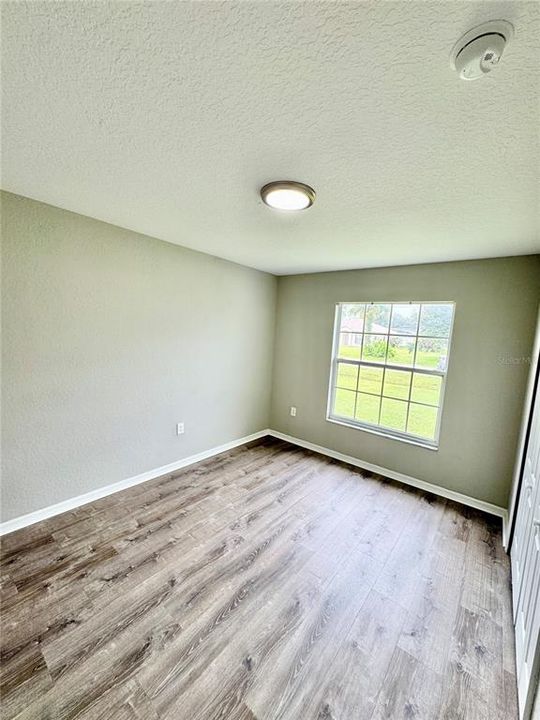 En Venta: $264,900 (4 camas, 2 baños, 1736 Pies cuadrados)