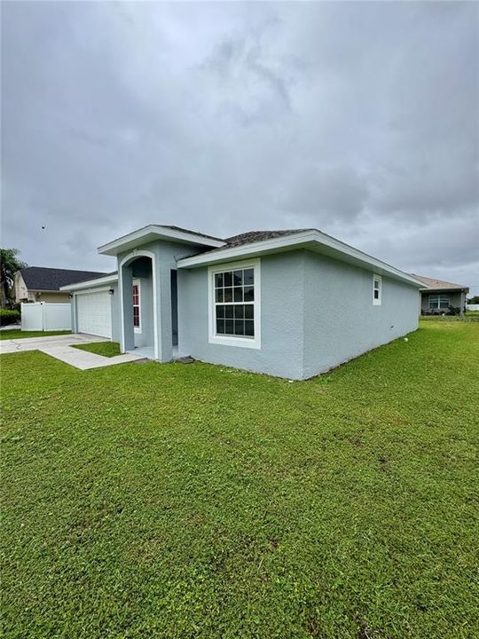 En Venta: $264,900 (4 camas, 2 baños, 1736 Pies cuadrados)