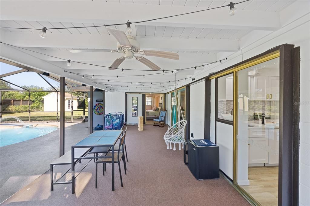 For Sale: $425,000 (3 beds, 2 baths, 1187 Square Feet)