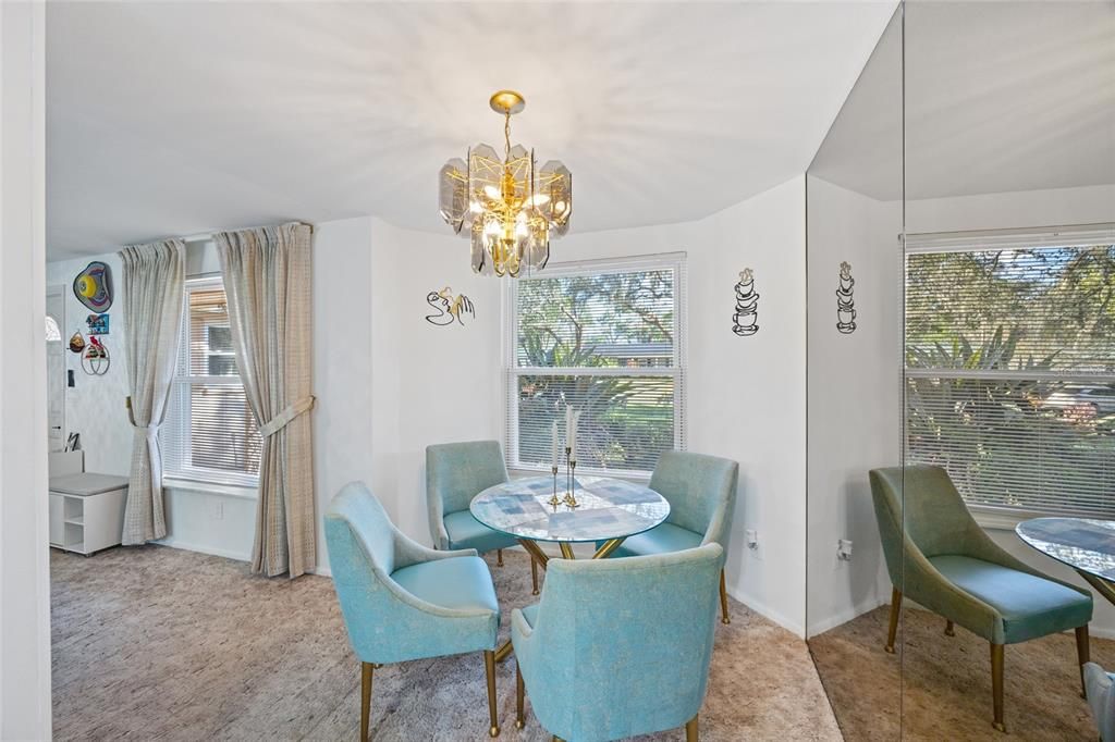 For Sale: $425,000 (3 beds, 2 baths, 1187 Square Feet)