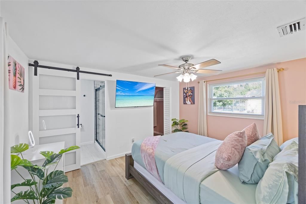 For Sale: $425,000 (3 beds, 2 baths, 1187 Square Feet)