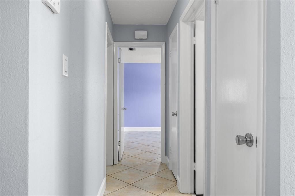 For Sale: $299,900 (3 beds, 2 baths, 1576 Square Feet)