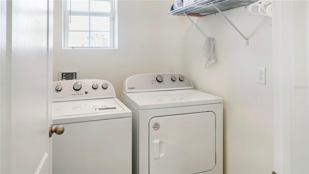 For Sale: $278,900 (3 beds, 2 baths, 1625 Square Feet)