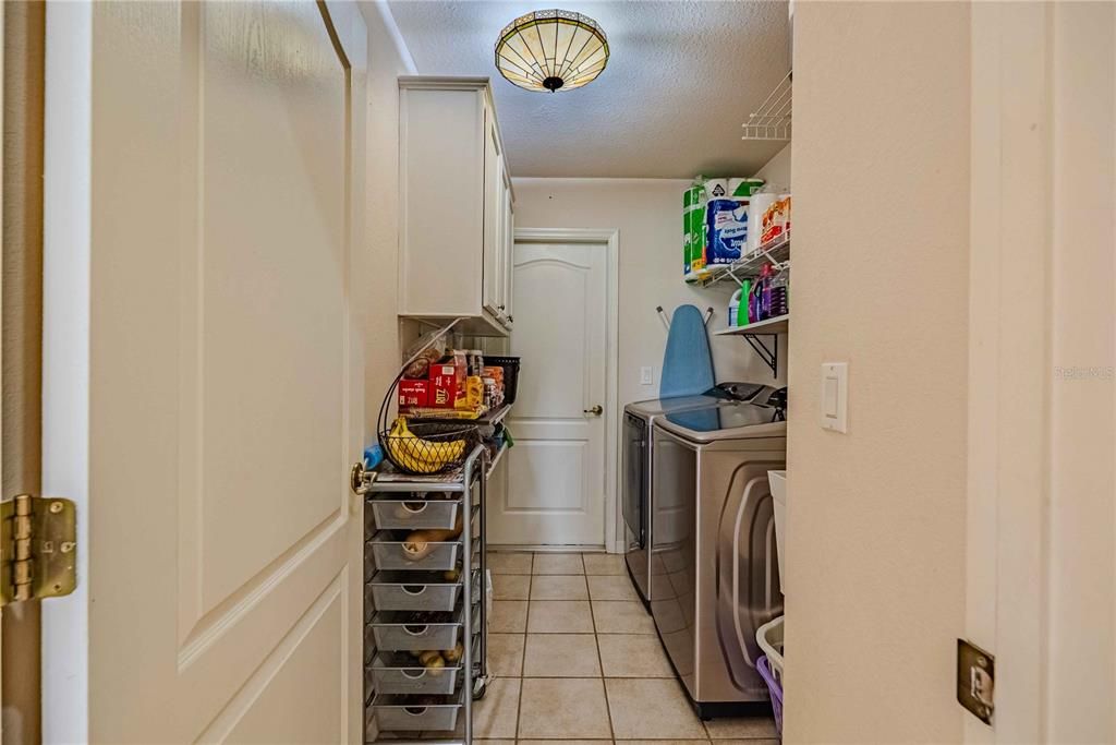 For Sale: $405,000 (4 beds, 3 baths, 2046 Square Feet)