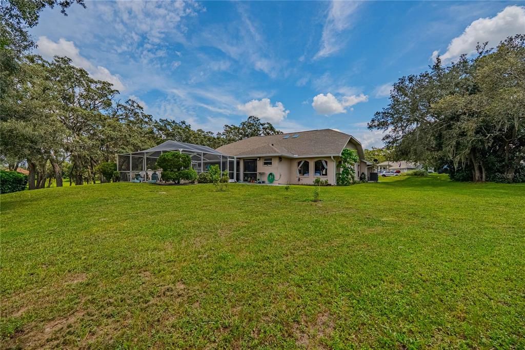 For Sale: $405,000 (4 beds, 3 baths, 2046 Square Feet)