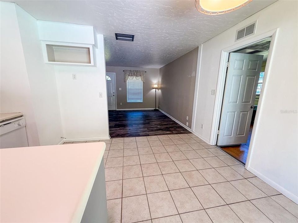 На продажу: $225,000 (3 спален, 2 ванн, 936 Квадратных фут)