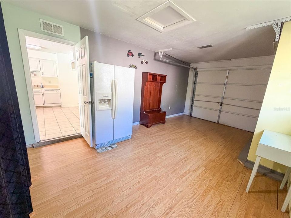 На продажу: $225,000 (3 спален, 2 ванн, 936 Квадратных фут)