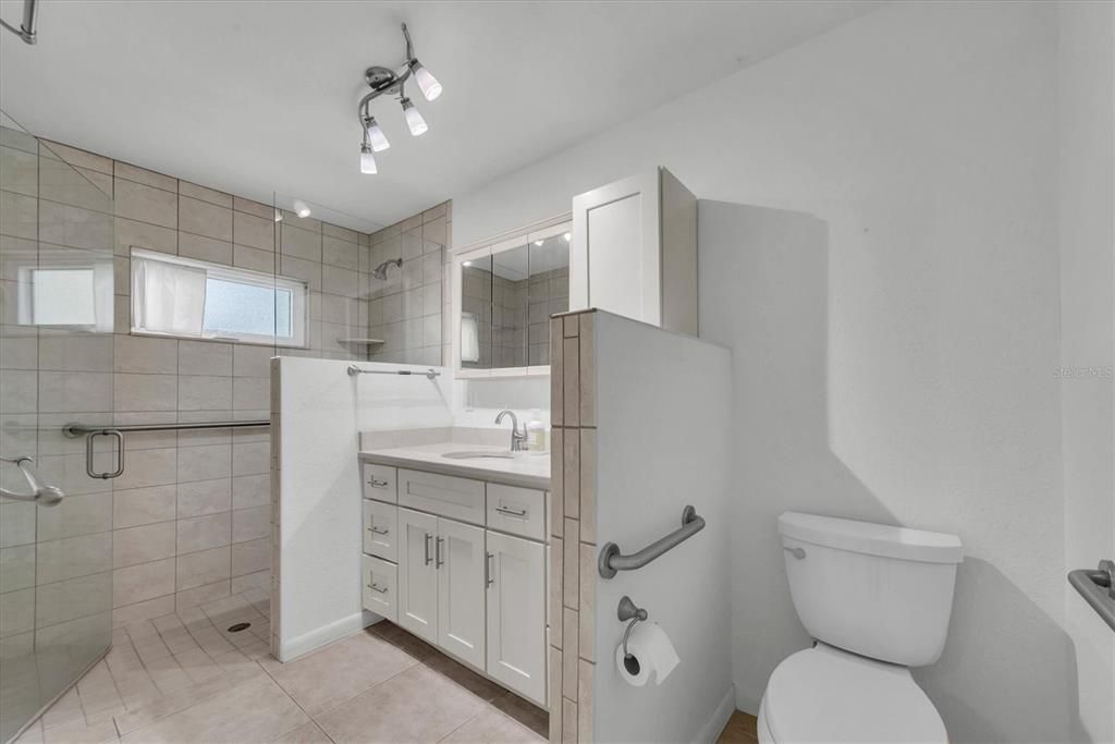 Active With Contract: $445,000 (2 beds, 2 baths, 1760 Square Feet)