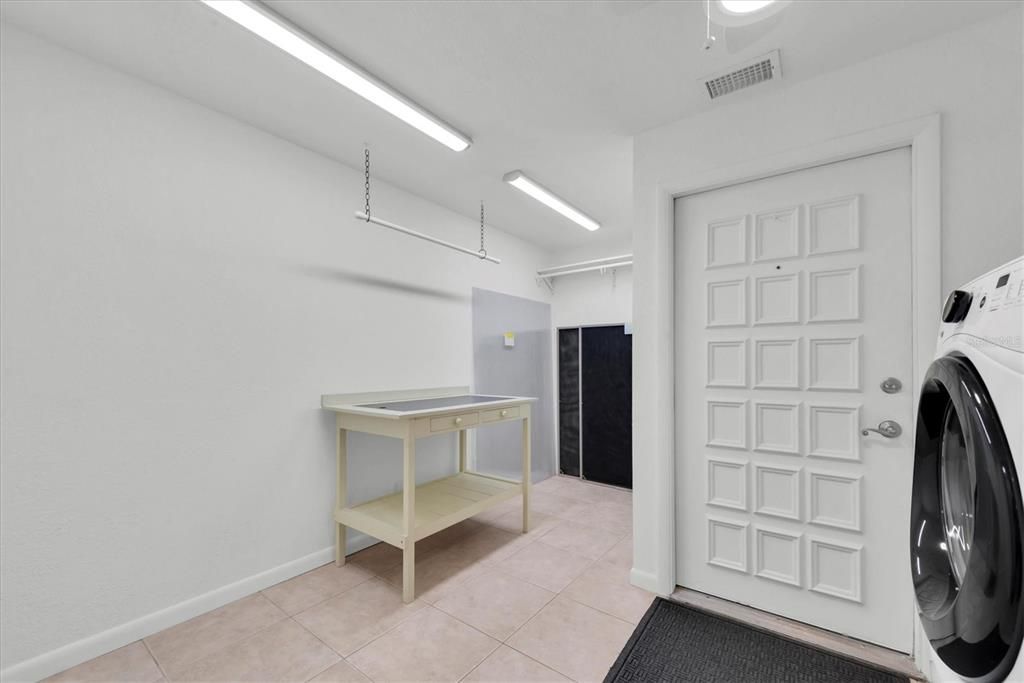 Active With Contract: $445,000 (2 beds, 2 baths, 1760 Square Feet)