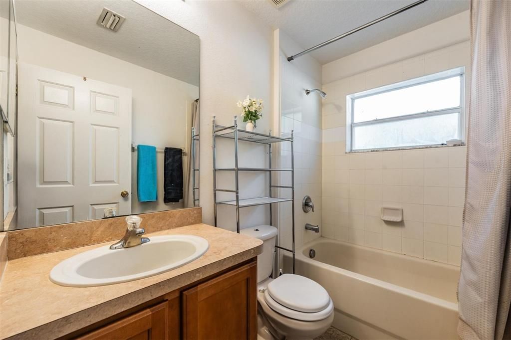 For Sale: $364,900 (4 beds, 2 baths, 1550 Square Feet)