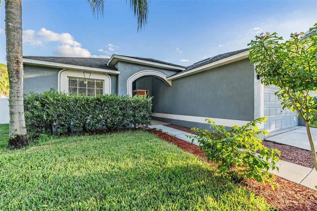 For Sale: $364,900 (4 beds, 2 baths, 1550 Square Feet)