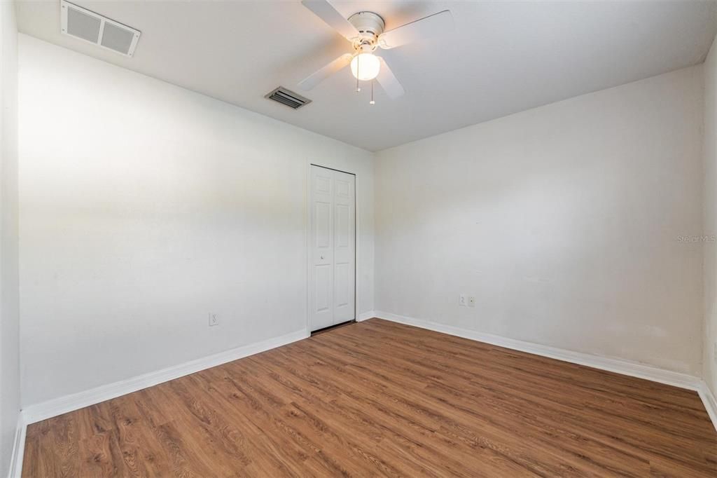 For Sale: $364,900 (4 beds, 2 baths, 1550 Square Feet)