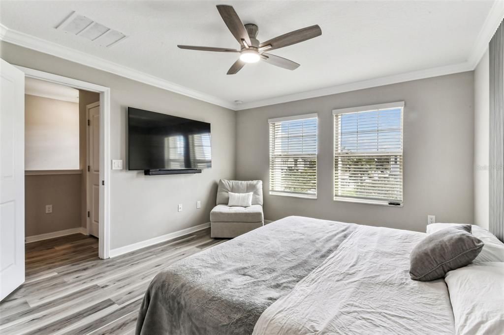 待售: $329,900 (3 贝兹, 2 浴室, 1601 平方英尺)