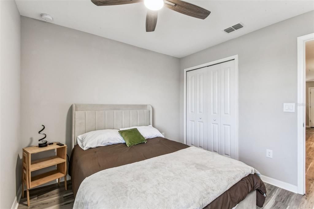 待售: $329,900 (3 贝兹, 2 浴室, 1601 平方英尺)