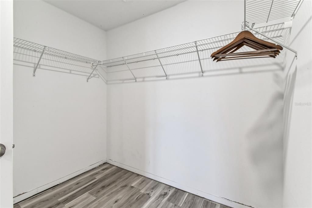 待售: $329,900 (3 贝兹, 2 浴室, 1601 平方英尺)