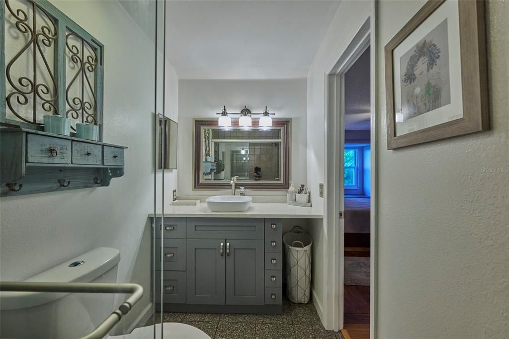 Active With Contract: $289,000 (3 beds, 2 baths, 1186 Square Feet)