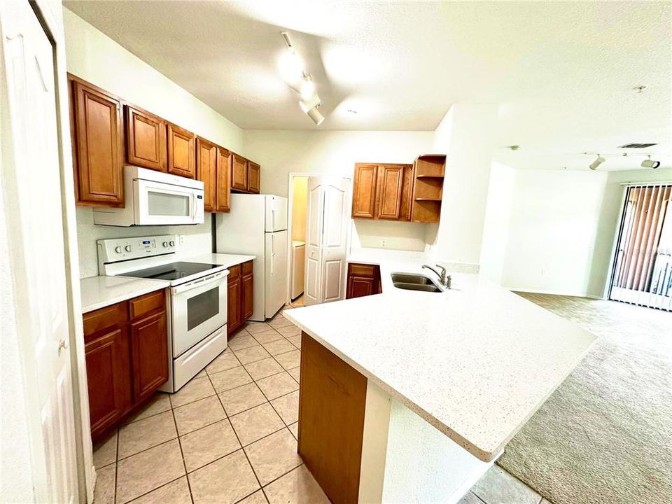 For Rent: $1,550 (2 beds, 2 baths, 1138 Square Feet)