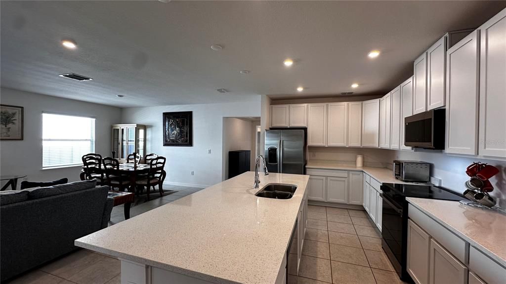 For Sale: $419,000 (4 beds, 2 baths, 2151 Square Feet)