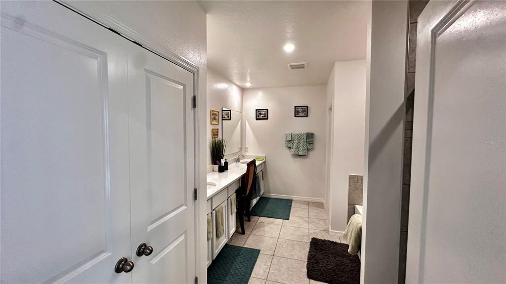 For Sale: $419,000 (4 beds, 2 baths, 2151 Square Feet)