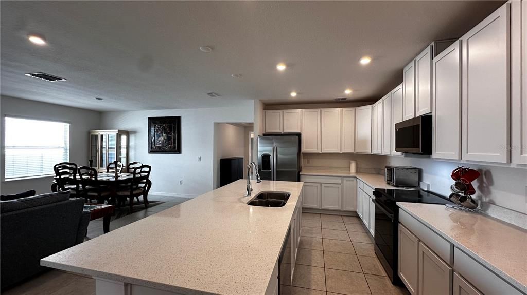 For Sale: $419,000 (4 beds, 2 baths, 2151 Square Feet)