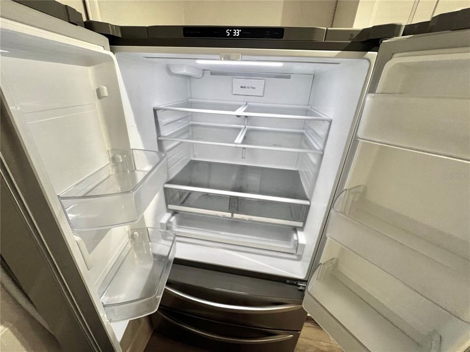 For Rent: $1,875 (2 beds, 2 baths, 1003 Square Feet)