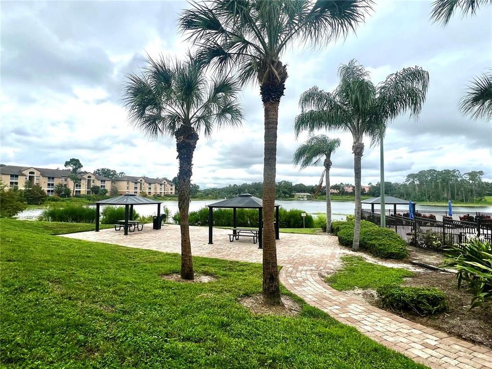 For Rent: $1,875 (2 beds, 2 baths, 1003 Square Feet)