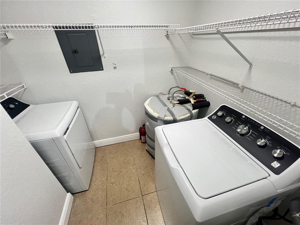 For Rent: $1,875 (2 beds, 2 baths, 1003 Square Feet)