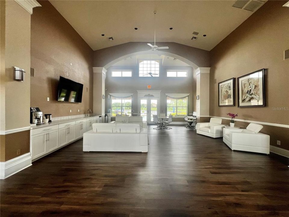 For Rent: $1,875 (2 beds, 2 baths, 1003 Square Feet)