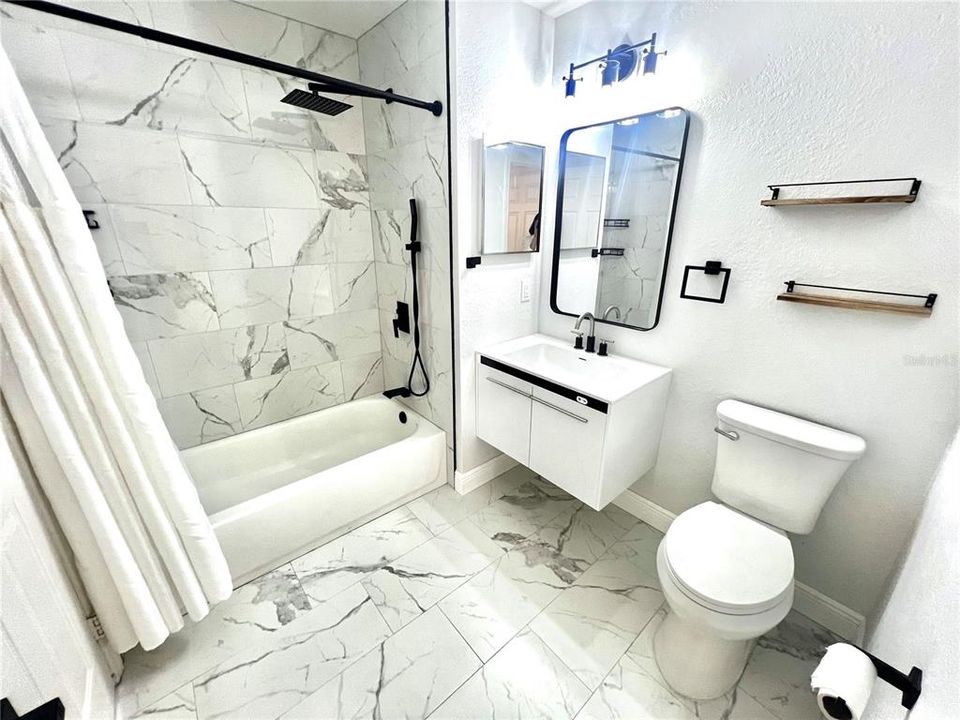 For Rent: $1,875 (2 beds, 2 baths, 1003 Square Feet)