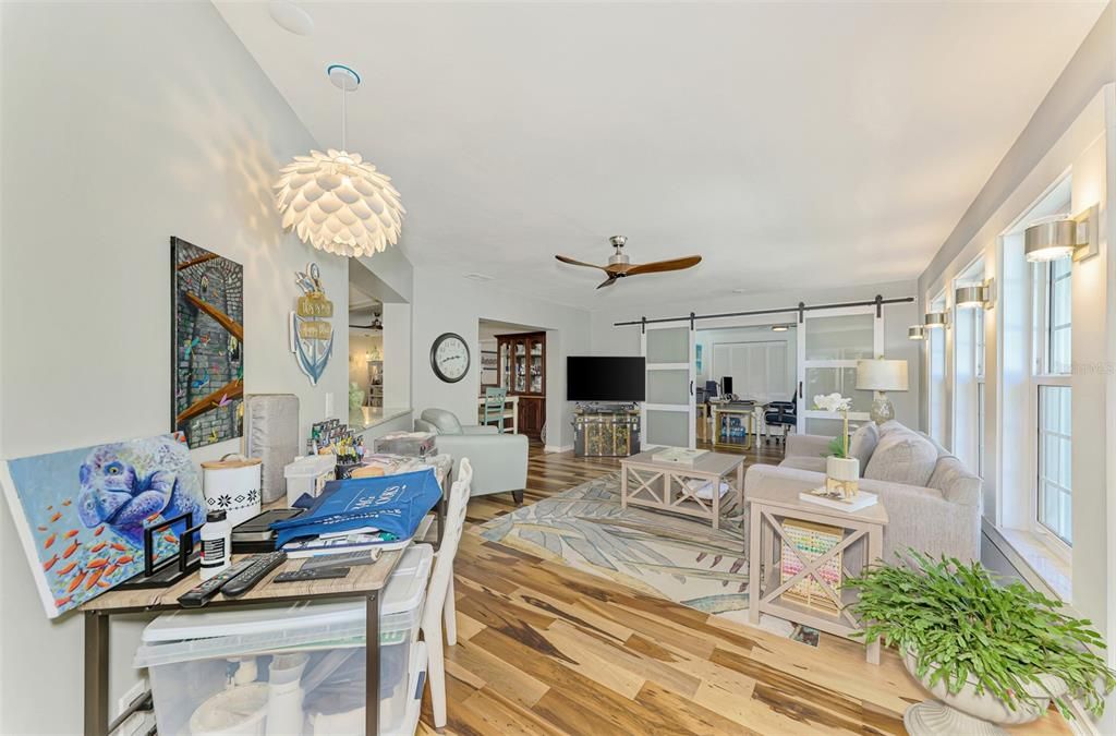 For Sale: $885,000 (3 beds, 2 baths, 2035 Square Feet)