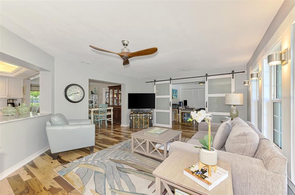 For Sale: $885,000 (3 beds, 2 baths, 2035 Square Feet)