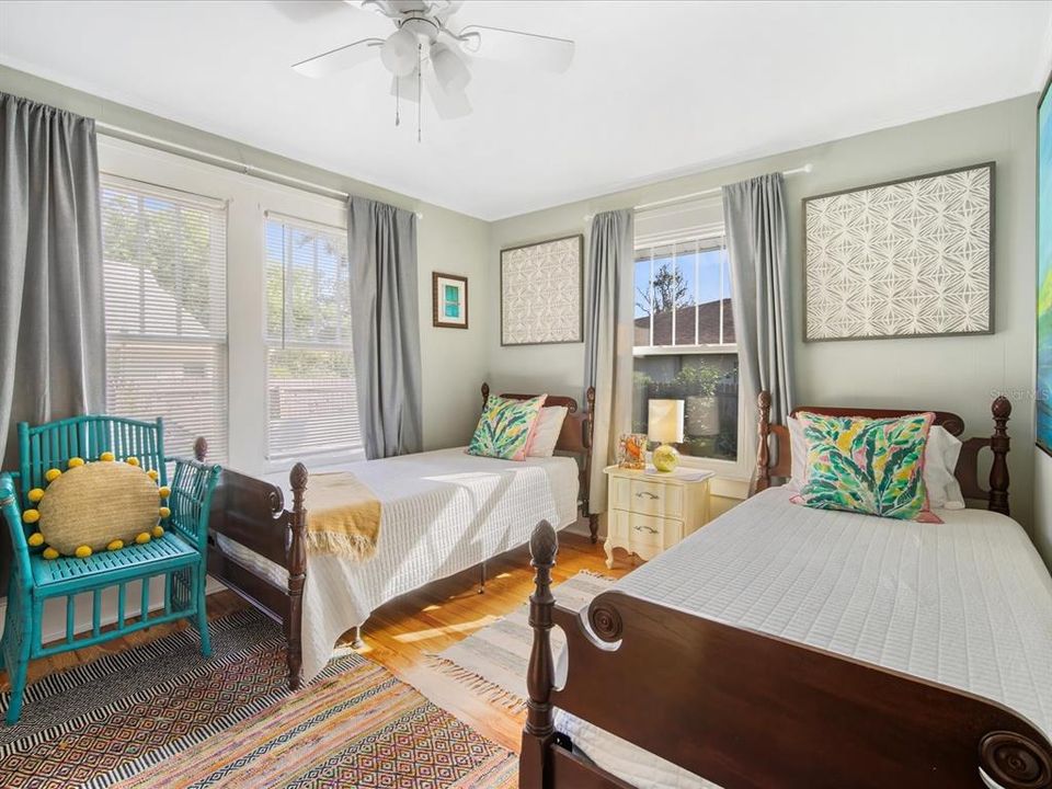 For Sale: $655,000 (3 beds, 3 baths, 1855 Square Feet)