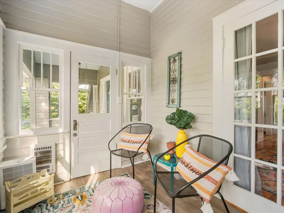 For Sale: $655,000 (3 beds, 3 baths, 1855 Square Feet)