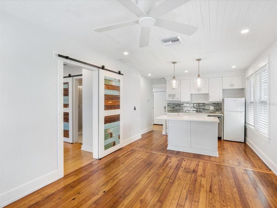 For Sale: $655,000 (3 beds, 3 baths, 1855 Square Feet)