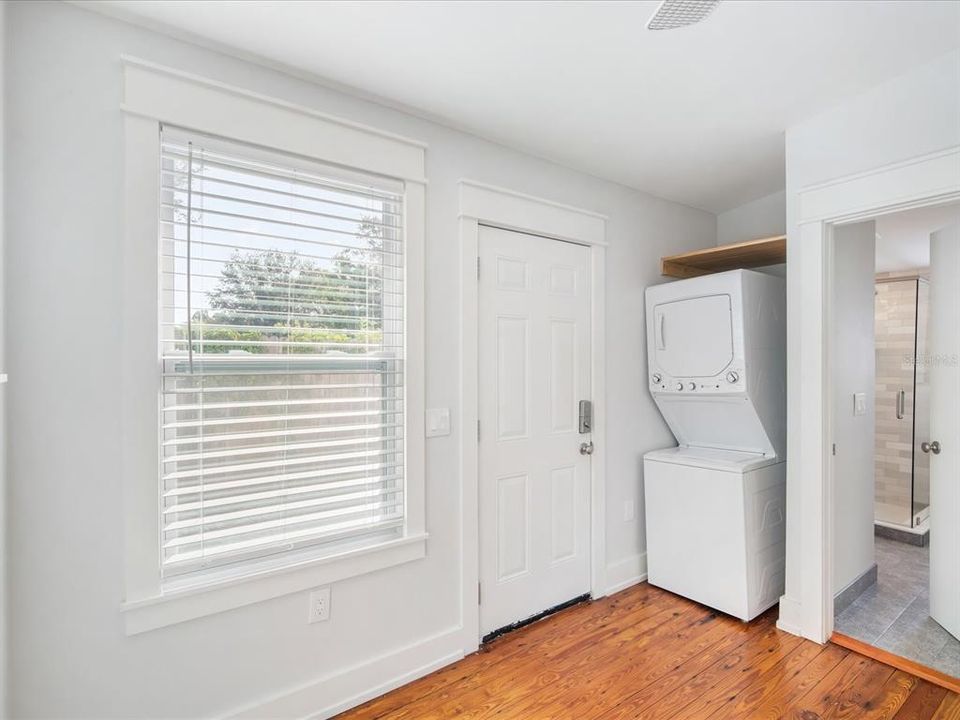 For Sale: $655,000 (3 beds, 3 baths, 1855 Square Feet)