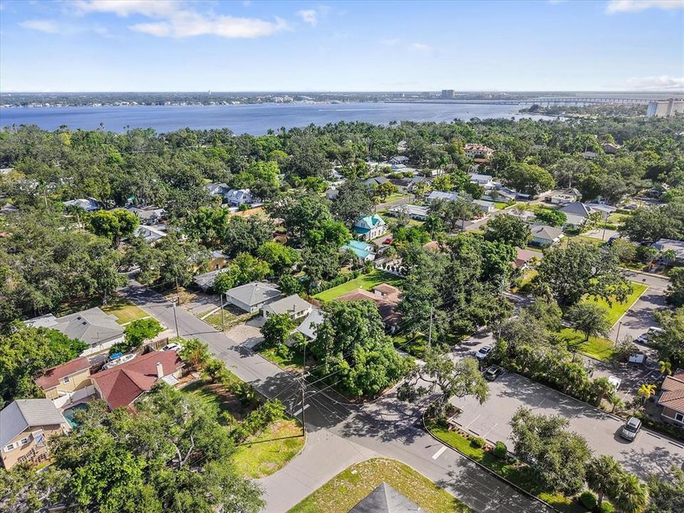 For Sale: $655,000 (3 beds, 3 baths, 1855 Square Feet)