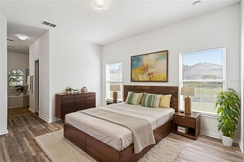 For Sale: $315,000 (4 beds, 2 baths, 1731 Square Feet)