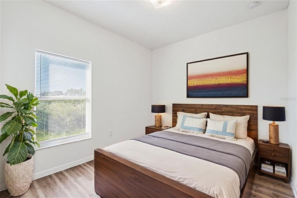 For Sale: $315,000 (4 beds, 2 baths, 1731 Square Feet)